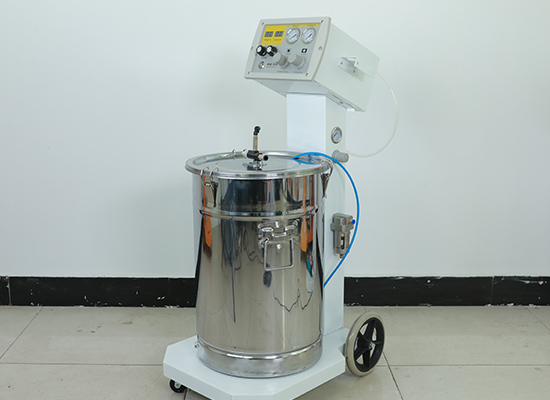 Powder Coating Machine in Industrial Equipment Coating